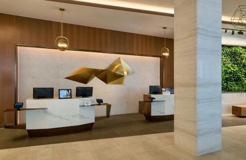 Queens Hotel | The Westin Flushing LaGuardia Airport