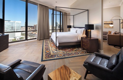The Galleria Hotel | The Westin Oaks Houston at the Galleria
