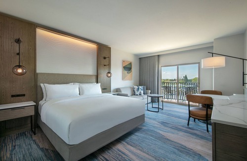 Southwestern Sacramento Hotel | The Westin Sacramento Riverfront Hotel & Spa
