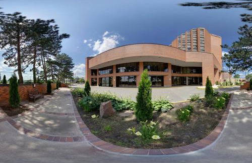Northeast Mississauga Hotel | The Westin Toronto Airport