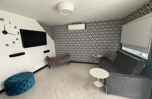 Monacillo Urbano Apartment | The Westside Plaza