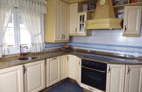 Castro Urdiales Villa | the whale of sonabia .pisina, wifi