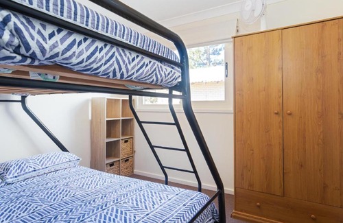 Anna Bay House | 'The Whale Watcher', 1/6 Birubi Lane - waterfront unit with stunning views, level access