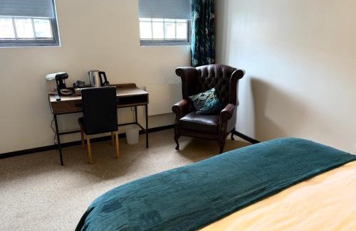 Tempsford Hotel | The Wheatsheaf in Tempsford