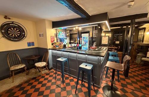 Tempsford Hotel | The Wheatsheaf in Tempsford