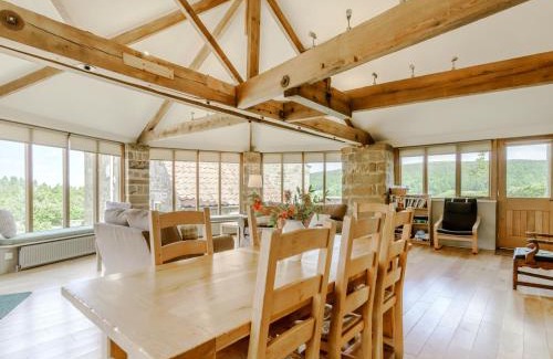 Carlton-in-Cleveland House | The Wheel House