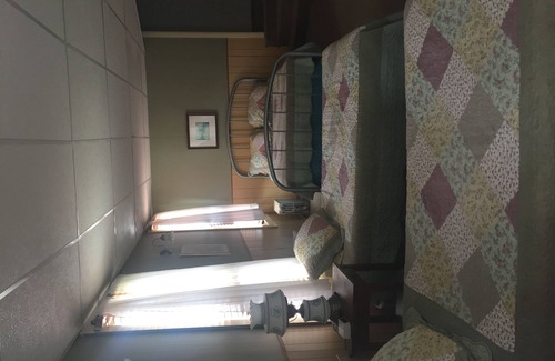 Pine Hill Hotel | The Wheelhouse Inn