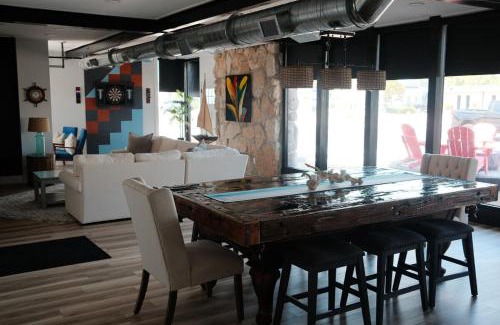 Jacksonville Beach Apartment | The Wheelhouse Unit at Seahorse Rentals