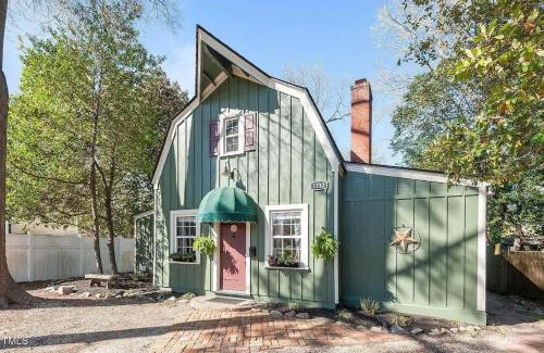 Rocky Mount House | The Whimsical Barn