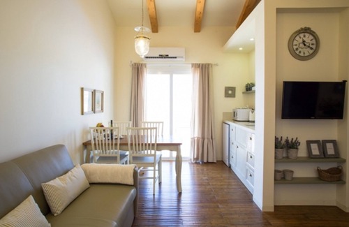 Ramot Villa | The White Cabins - Boutique
