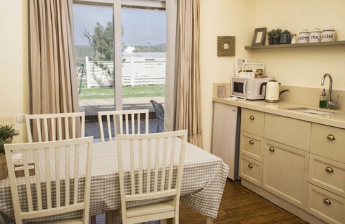 Ramot Villa | The White Cabins - Boutique