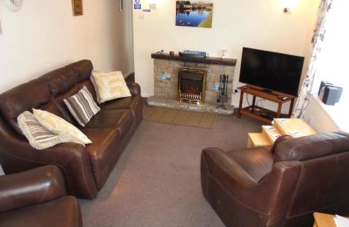 Furness Vale House | The White Cottage