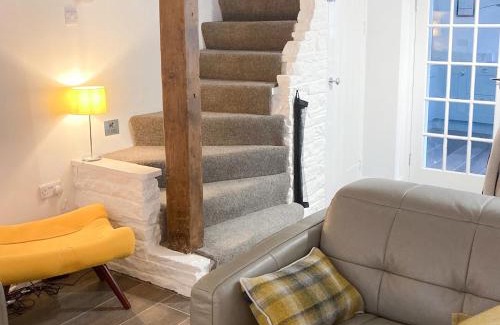 Gargrave House | The White Cottage