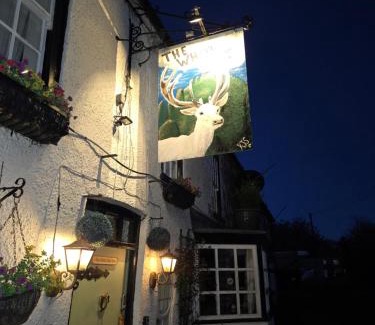 Tetford Hotel | The White Hart Inn