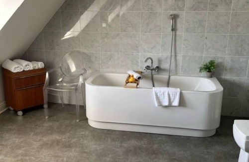 Romsey Hotel | The White Horse Hotel, Romsey, Hampshire