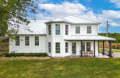 Peninsula House | The White House - best view in CVNP