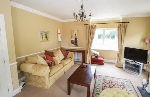 Drumshanbo House | The White House
