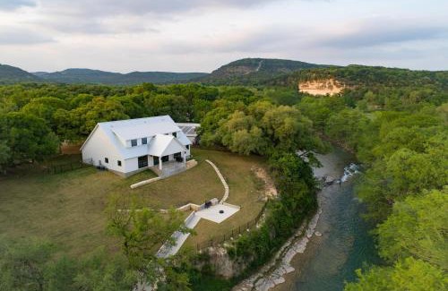 Canyon Lake House | The White House on the Horseshoe