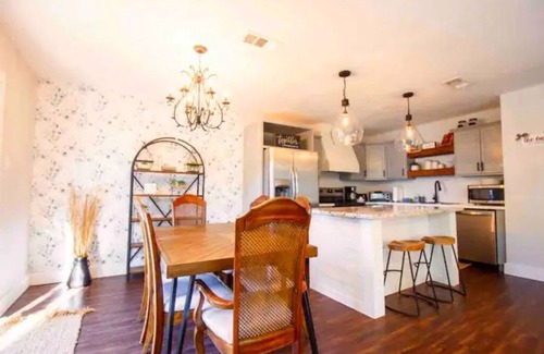 Willis House | The White Housen
