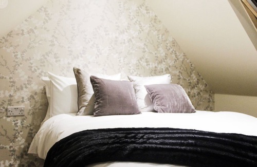 West Meon Hotel | The White Lion