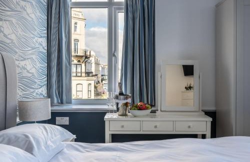 Muston Hotel | The White Lodge Hotel