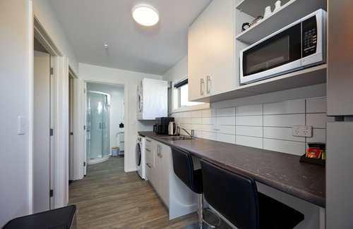 Kaikoura Hotel | The White Morph - Heritage Collection