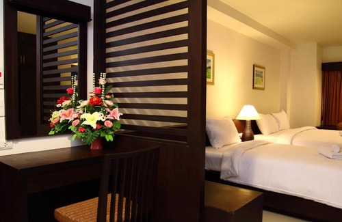 Downtown Krabi Hotel | The White Pearl Hotel