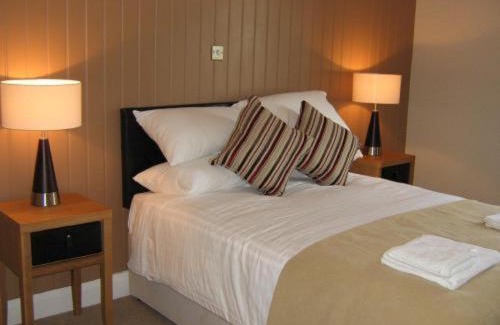 Arundel Hotel | The White Swan