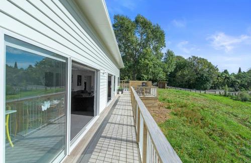 Lepperton House | The Whitehouse - Lepperton Holiday Home