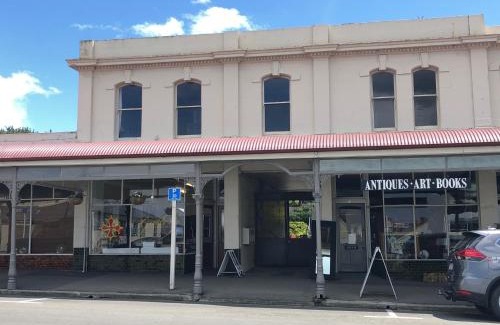 Oamaru Apartment | The Whitestone