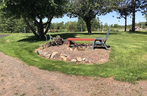 Marenisco House | The Whitley House located in Marenisco Mi right off the ATV snowmobile trail