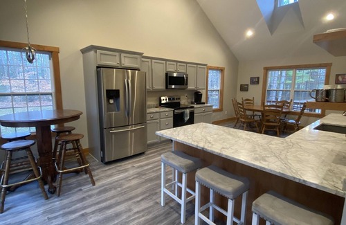 Logan Cabin | The Wild Rose Cabin at Hocking Hills