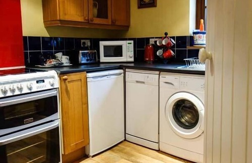 Pontesbury Cottage | The Wilderness