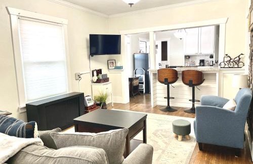 Colorado Springs House | The Wildflower Cottage - Close to The Garden of the G O D s