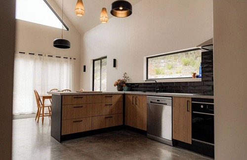 Four Mile Creek Apartment | The Wilds – Beach & Bush
