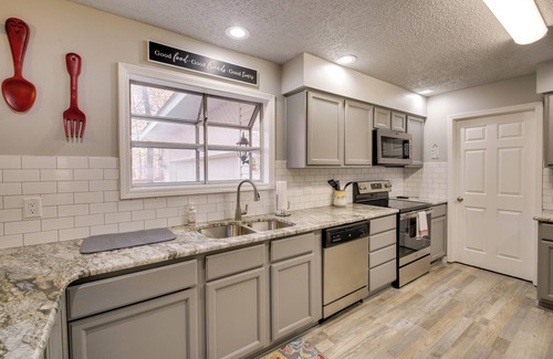Hot Springs Village House | 'The Wildwood House' in Hot Springs Village!