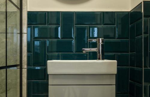 Bradley Stoke Apartment | The Willow - Studio 25