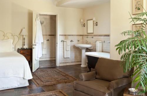 Downtown Palm Springs Hotel | The Willows Palm Springs