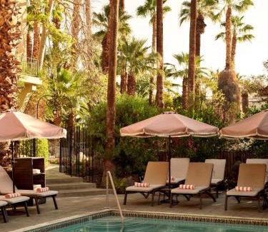 Downtown Palm Springs Hotel | The Willows Palm Springs