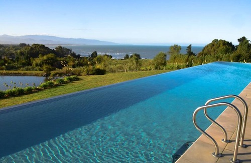 Tasman Villa | The Windhover Estate
