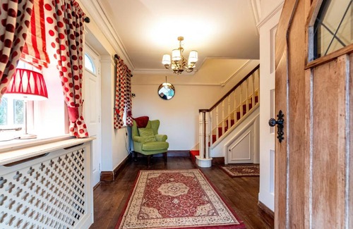 Peterborough House | The Windmill by TJ Serviced Property