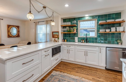 Glencliff House | The Wingate A Nashville Experience with Airstream Oasis