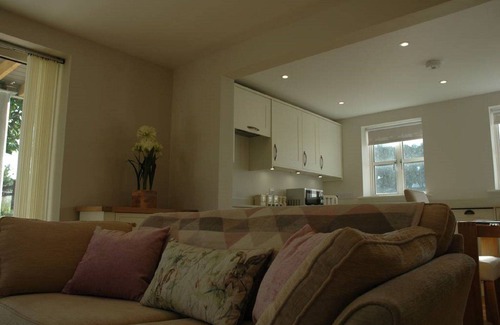 Bruton House | The Winning Post - luxury holiday cottage, rural location, 1.5m from Bruton