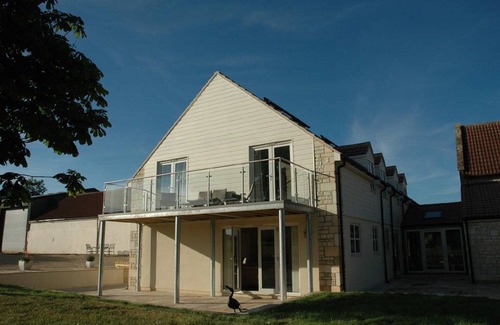 Bruton House | The Winning Post - luxury holiday cottage, rural location, 1.5m from Bruton