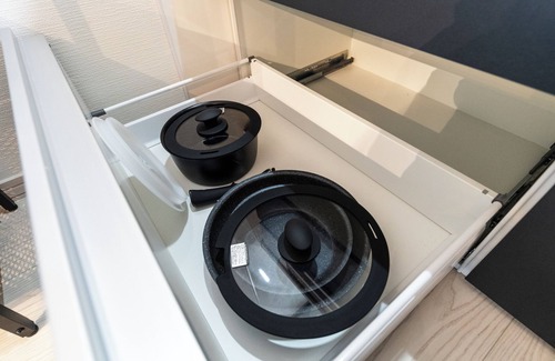 Higashi House | THE WISTERIA