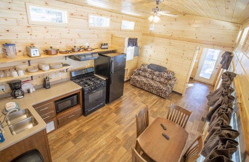 Bayfield Cabin | The Wolf Den Cabin #13