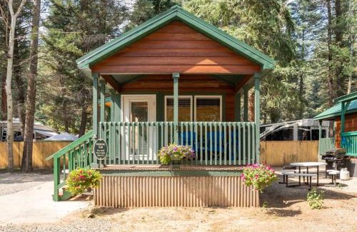 Bayfield House | The Wolf Den Cabin #13 at Blue Spruce RV Park & Cabins
