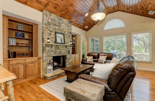 Big Canoe House | The Wolf Den