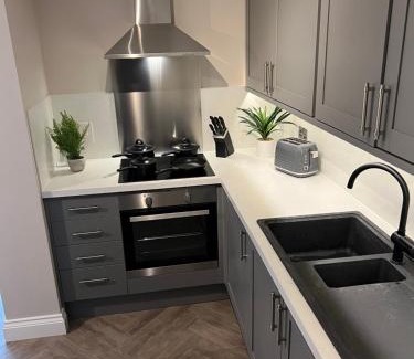 Lowestoft Hotel | The Wolf Inn