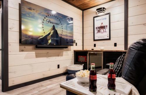 Sevierville House | The Wolf's Lantern Highway